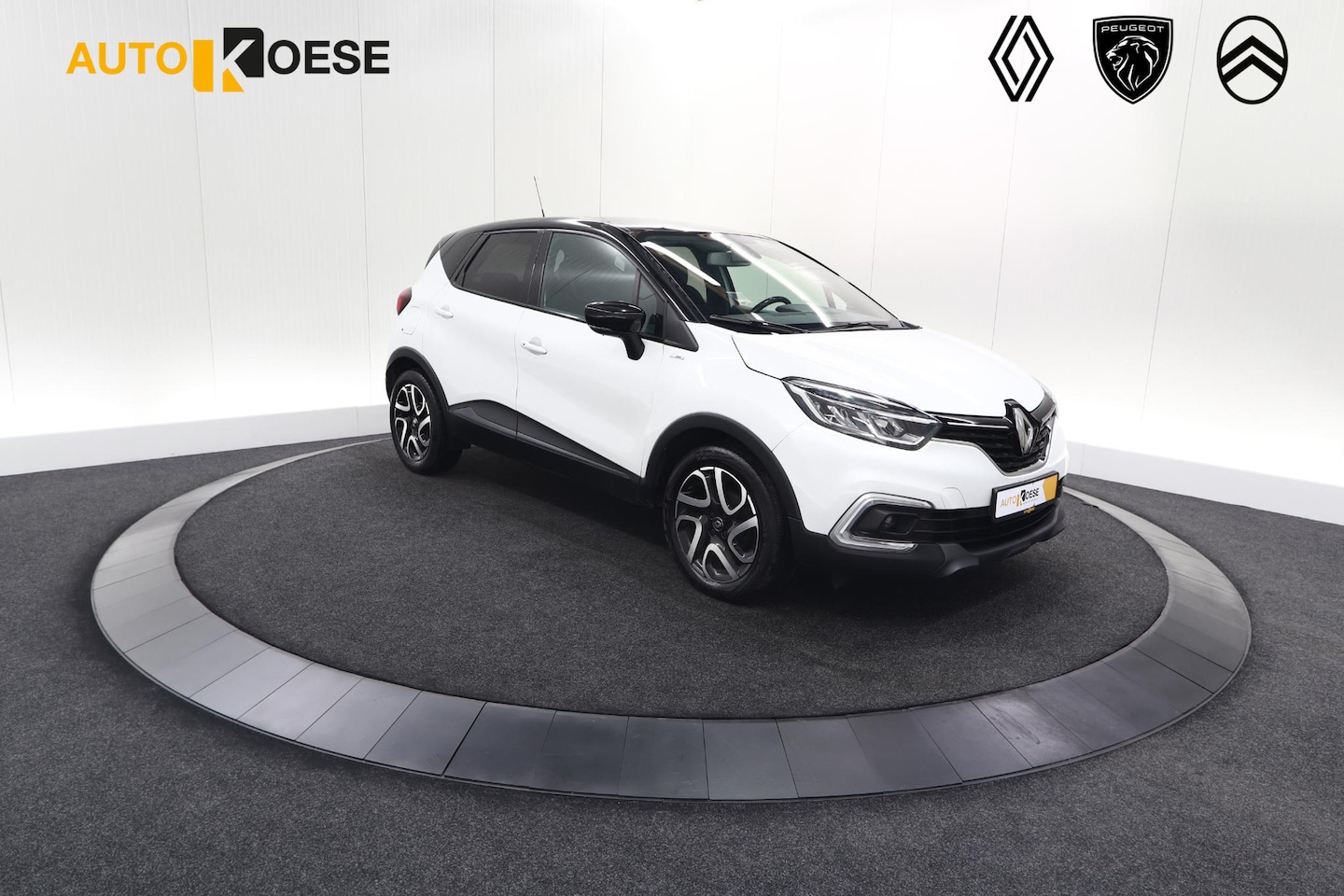 Renault Captur - TCe 90 Bose | Camera | Bose Audio | Navigatie | Parkeersensoren - AutoWereld.nl