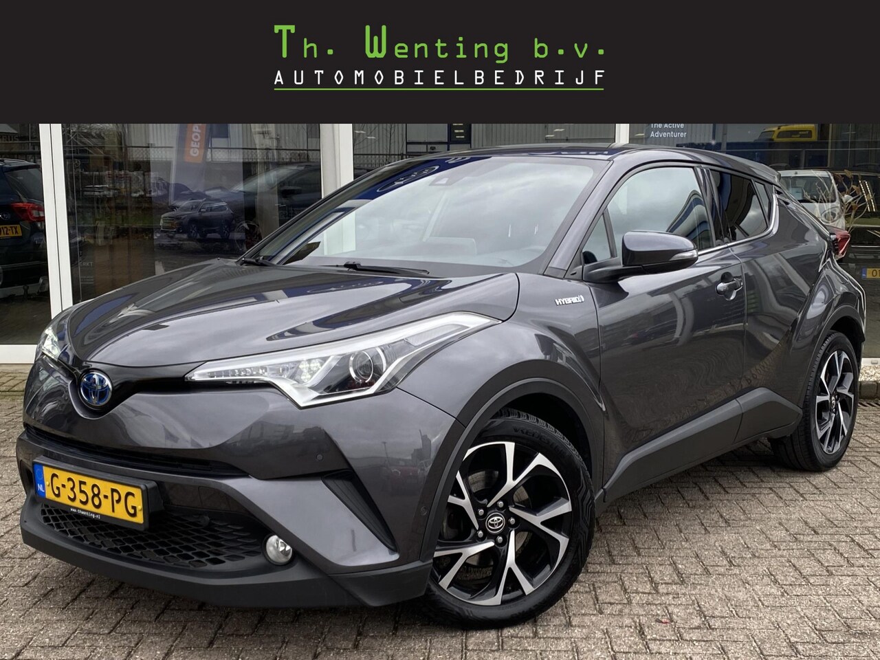 Toyota C-HR - 1.8 Hybrid Business Intro | Adaptieve Cruise Control | Stoelverwarming voor | Achteruitrij - AutoWereld.nl