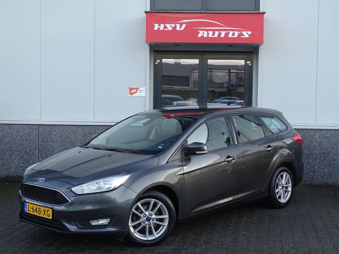 Ford Focus Wagon - 1.0 Lease Edition airco LM cruise - AutoWereld.nl