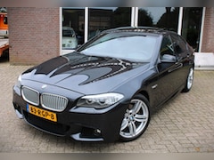 BMW 5-serie - 520d High Executive M-pakket, Panorama dak, Head-up display, Stoelverwarming, Trekhaak, Ai