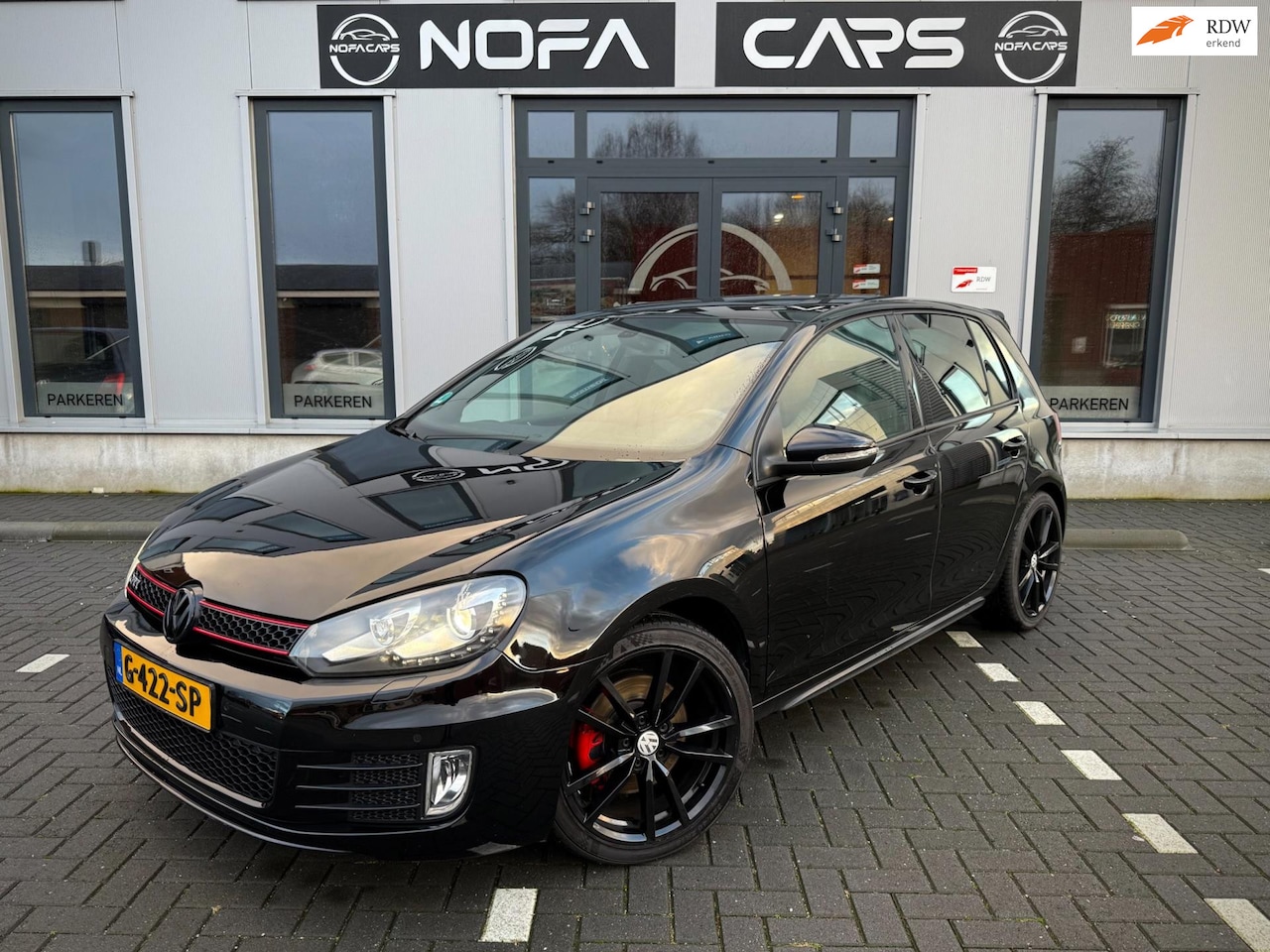 Volkswagen Golf - 2.0 GTI|leer|pano|Pdc|carplay|xenon - AutoWereld.nl