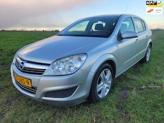 Opel Astra - 1.6 Business | AIRCO | CRUISE | APK | RIJKLAAR