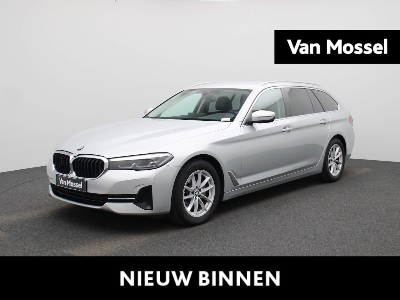 BMW 5-serie Touring - 520i Executive | Navigatie | Leder Interieur | Climate-Control | Elektrische achterklep | - AutoWereld.nl