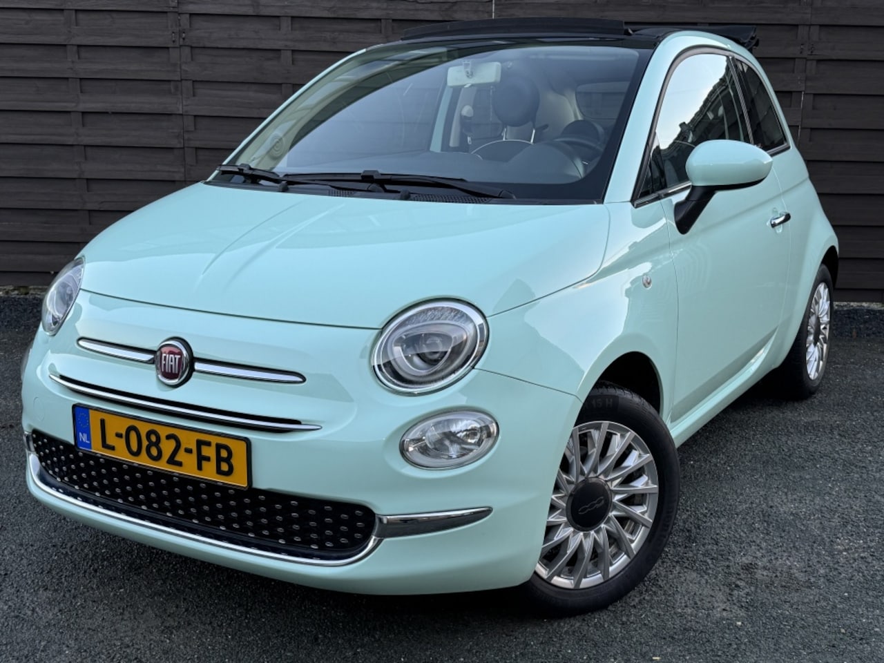 Fiat 500 C - 1.2 Lounge-Cabrio / Airco / Cruise / Groot-scherm / LM / LED - AutoWereld.nl