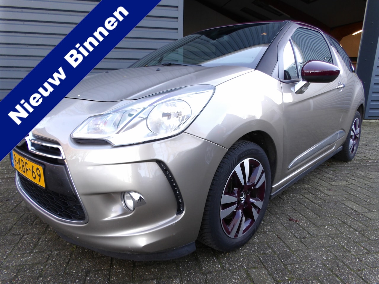 Citroën DS3 - 1.6 VTi So Chic Automaat Clima - AutoWereld.nl