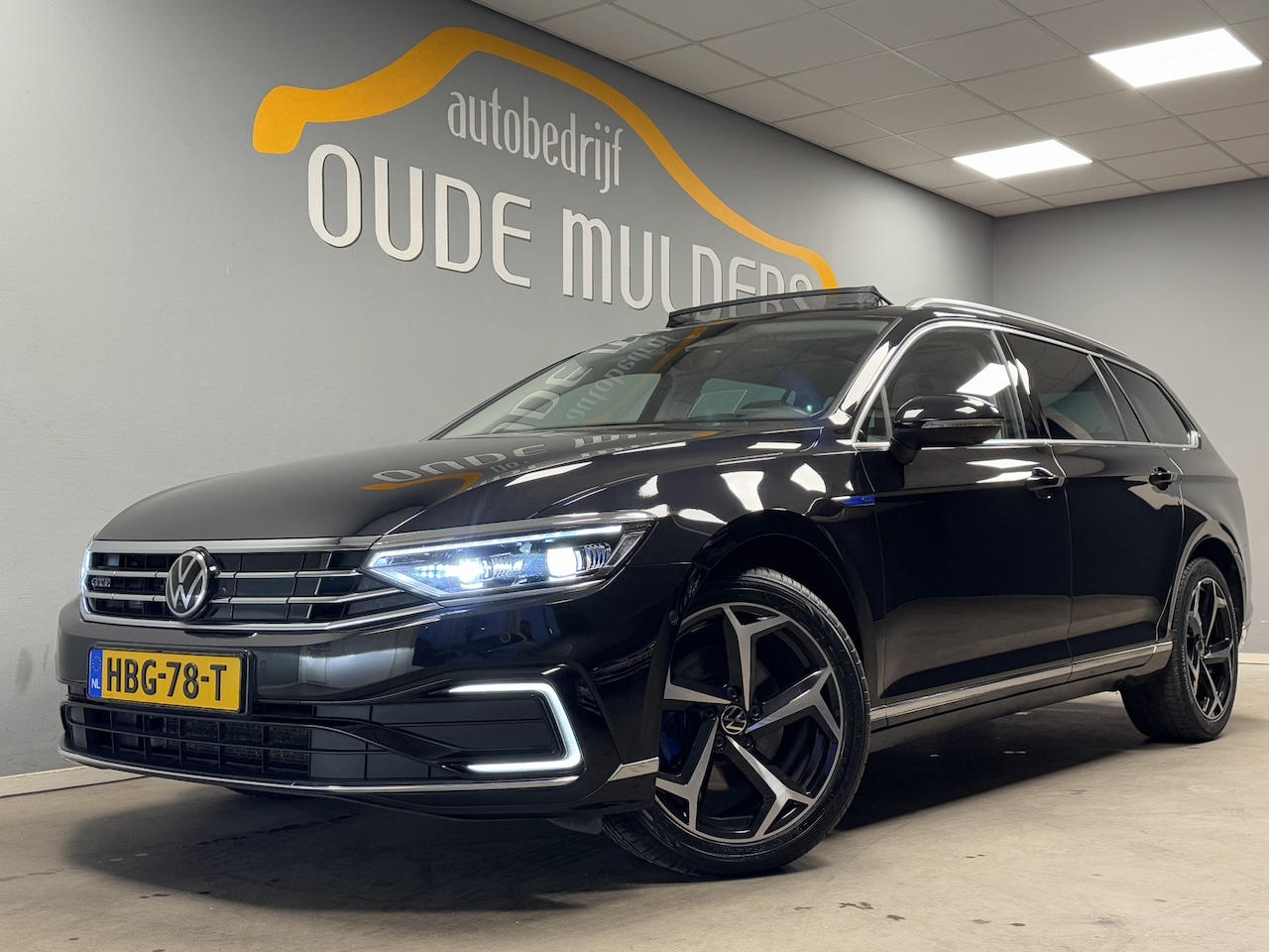 Volkswagen Passat Variant - 1.4 TSI PHEV GTE Trekhaak/Panoramadak/HeadUpDisplay - AutoWereld.nl