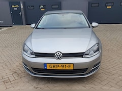 Volkswagen Golf - 1.2 TSI Trendline