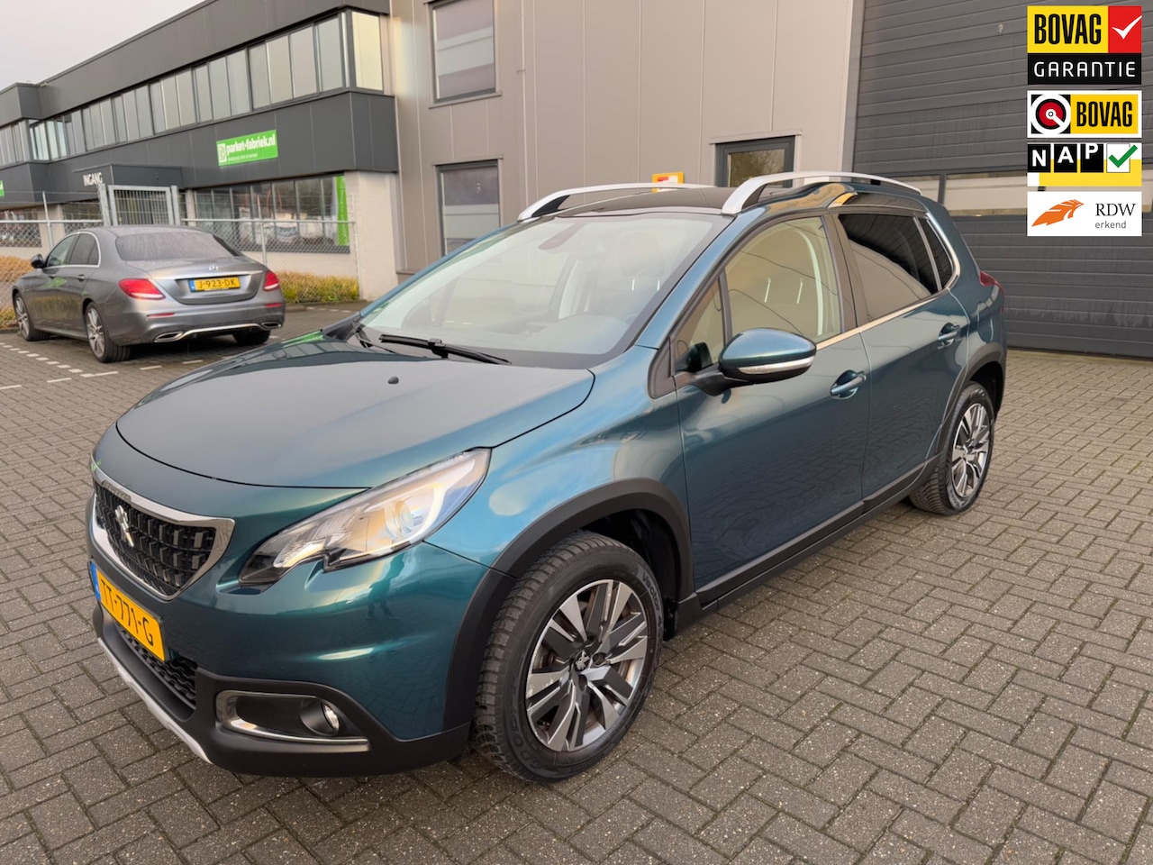 Peugeot 2008 - 1.2 PureTech Allure 1.2 PureTech Allure - AutoWereld.nl