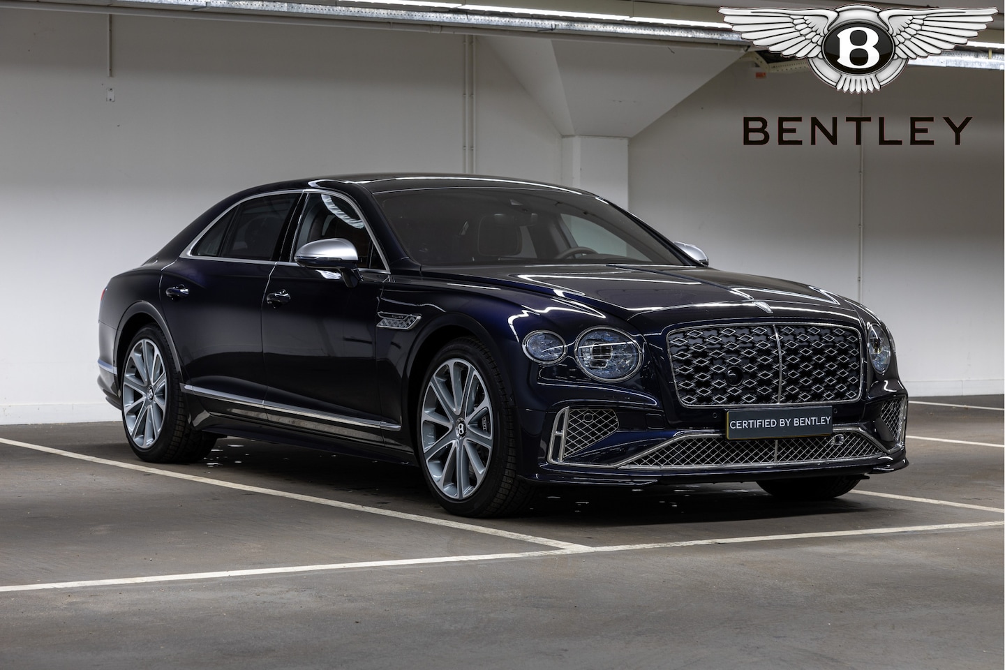 Bentley Flying Spur - Mulliner V8 Hybrid MY2025 - AutoWereld.nl