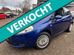 Fiat Grande Punto - 1.2 Active *AIRCO*ELEKTR.RAMEN*NW.APK*STUURBEKR