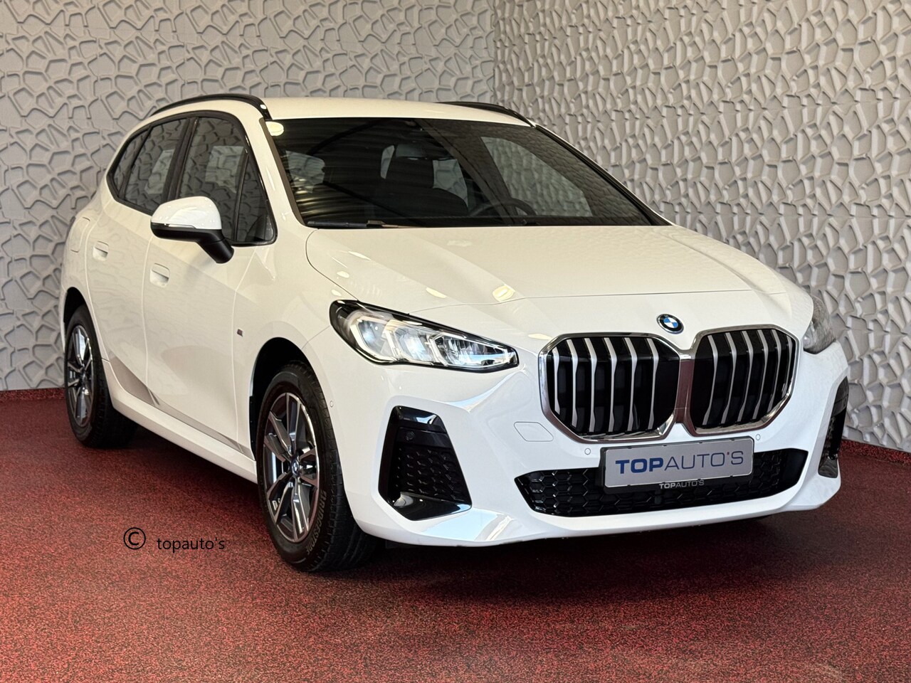 BMW 2-serie Active Tourer - 225E XDRIVE 245PK M SPORT LED ELEK.KLEP CAMERA STOEL/STUUR VERW AWD 4X4 4WD M-Sportpakket - AutoWereld.nl