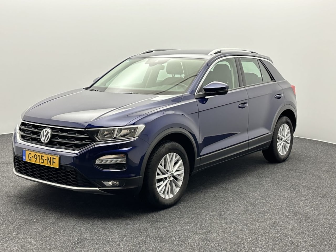 Volkswagen T-Roc - 2.0 TDI DSG-Automaat Style Business | Afn. Trekhaak | Navigatie | Elektr. Achterklep | Eer - AutoWereld.nl