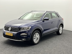 Volkswagen T-Roc - 2.0 TDI DSG-Automaat Style Business | Afn. Trekhaak | Navigatie | Elektr. Achterklep | Eer