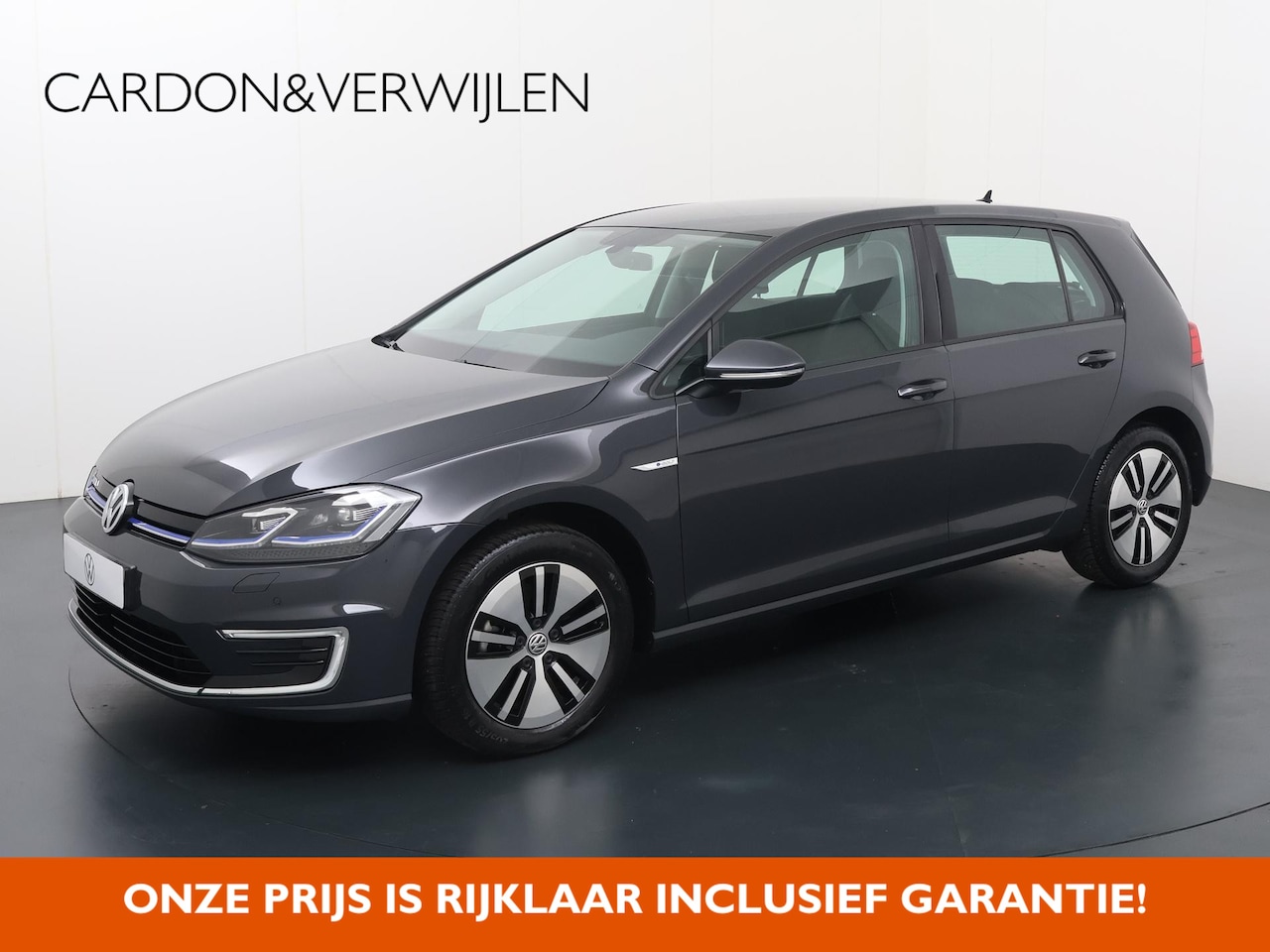 Volkswagen e-Golf - E-DITION | 136 PK | Navigatiesysteem | Verwarmbare voorstoelen | Digital cockpit | - AutoWereld.nl