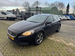 Volvo V40 - 1.6 D2 R-Design