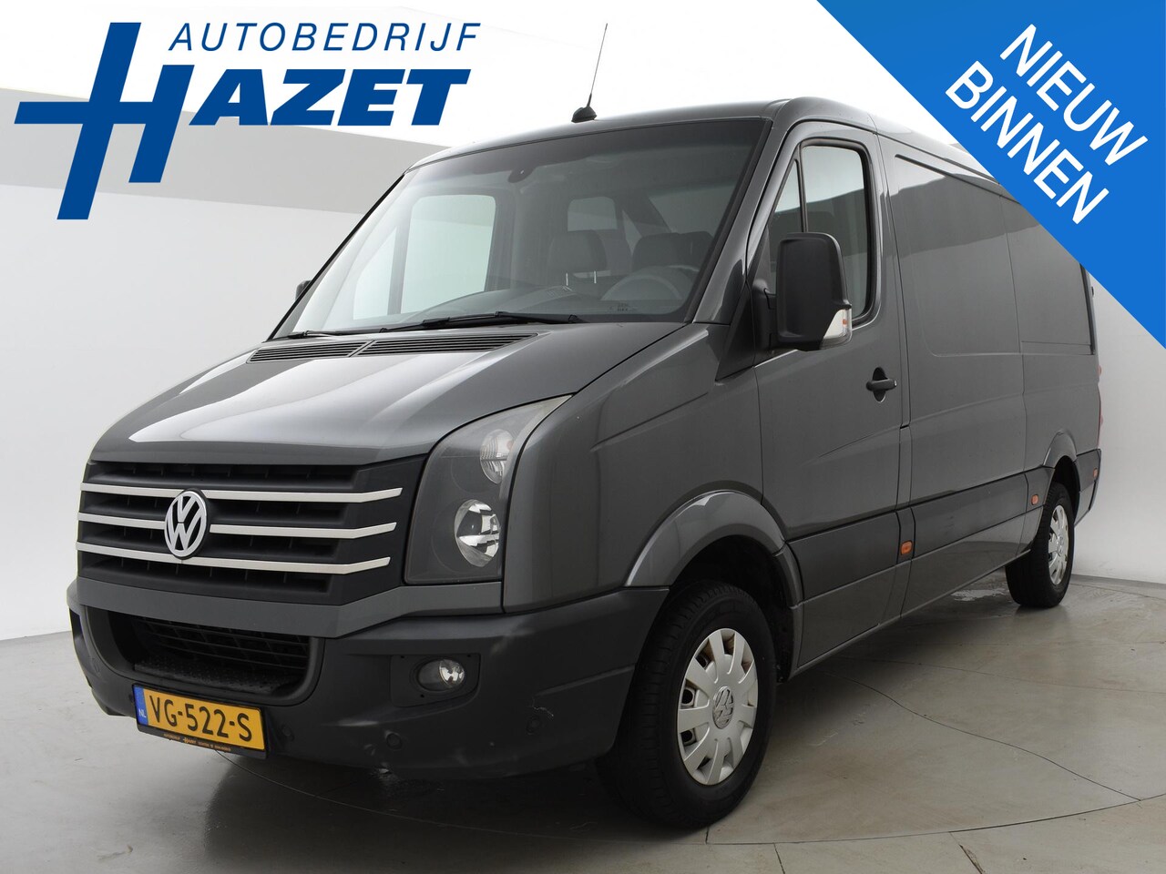 Volkswagen Crafter - 32 2.0 TDI 136 PK L2H1 *NATURAL GREY METALLIC* + TREKHAAK | CRUISE | AIRCO - AutoWereld.nl