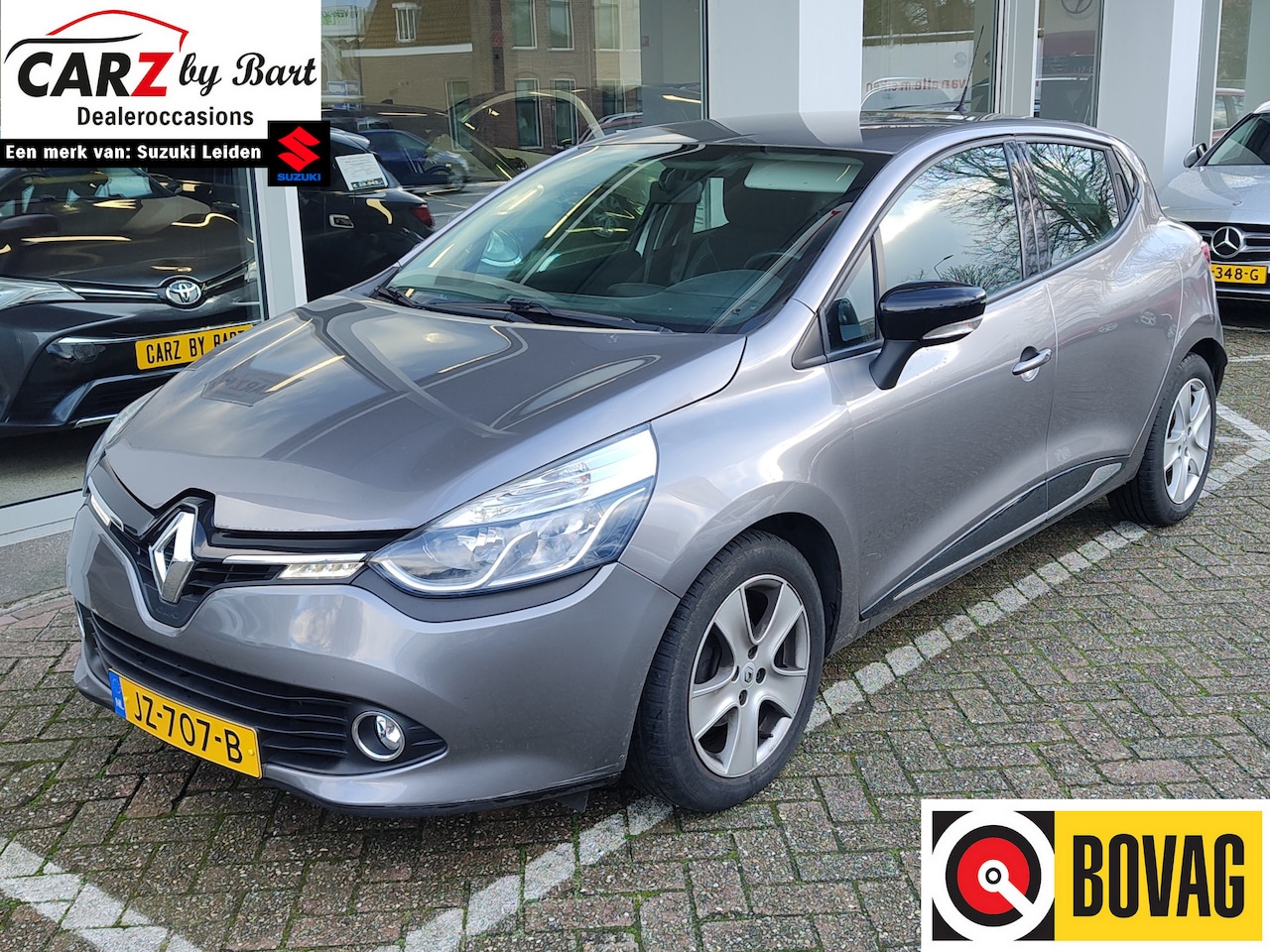 Renault Clio - 1.2 TCe ZEN AUTOMAAT Navi | Keyless | Cruise - AutoWereld.nl