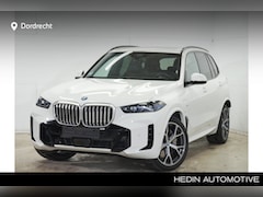 BMW X5 - xDrive50e M-Sport | Panorama | 21" | Harman Kardon | Luchtvering v+a | Trekhaak