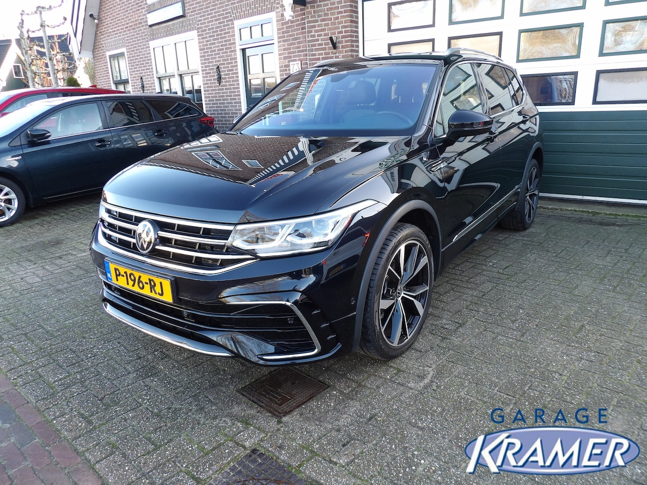 Volkswagen Tiguan Allspace - 1.5 TSI R-Line Business 7p. 1.5 TSI R-Line Business+ 7p. - AutoWereld.nl