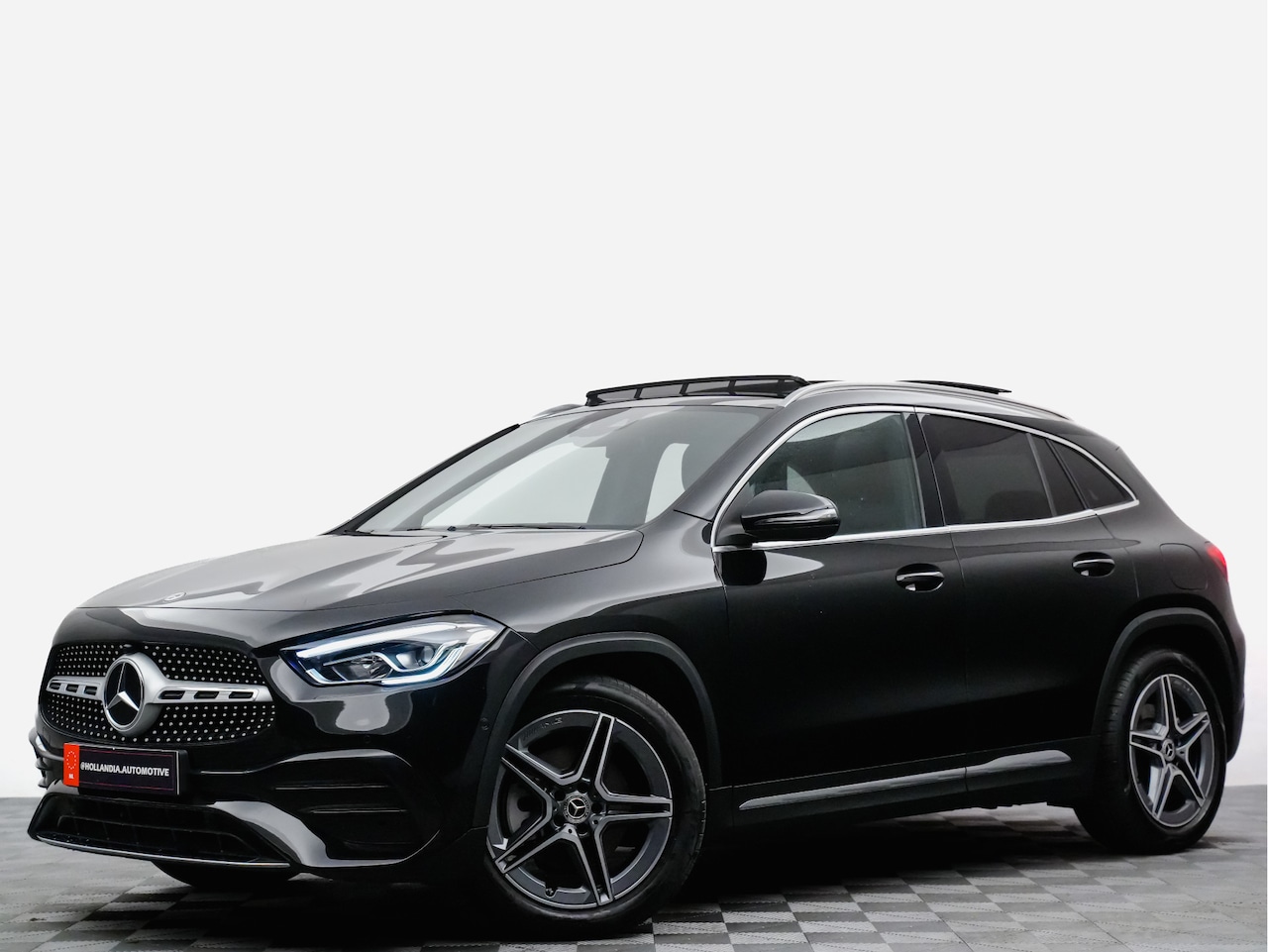 Mercedes-Benz GLA-Klasse - 250 4MATIC 225pk AMG (panodak,sfeerverlichting,matrix,navi,360,adaptive) - AutoWereld.nl