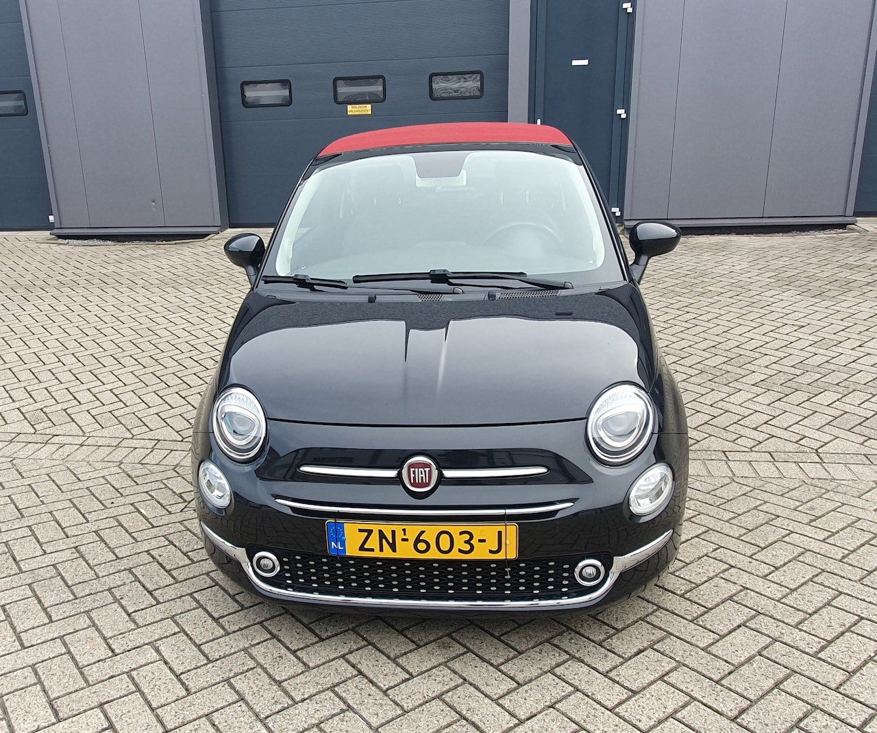 Fiat 500 C - 0.9 TwinAir Turbo 120TH Edition 120 Edition Uitvoering - AutoWereld.nl