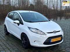 Ford Fiesta - 1.25 Limited 2e eigenaar dealer onderhouden airco elektrische ramen cv op afs