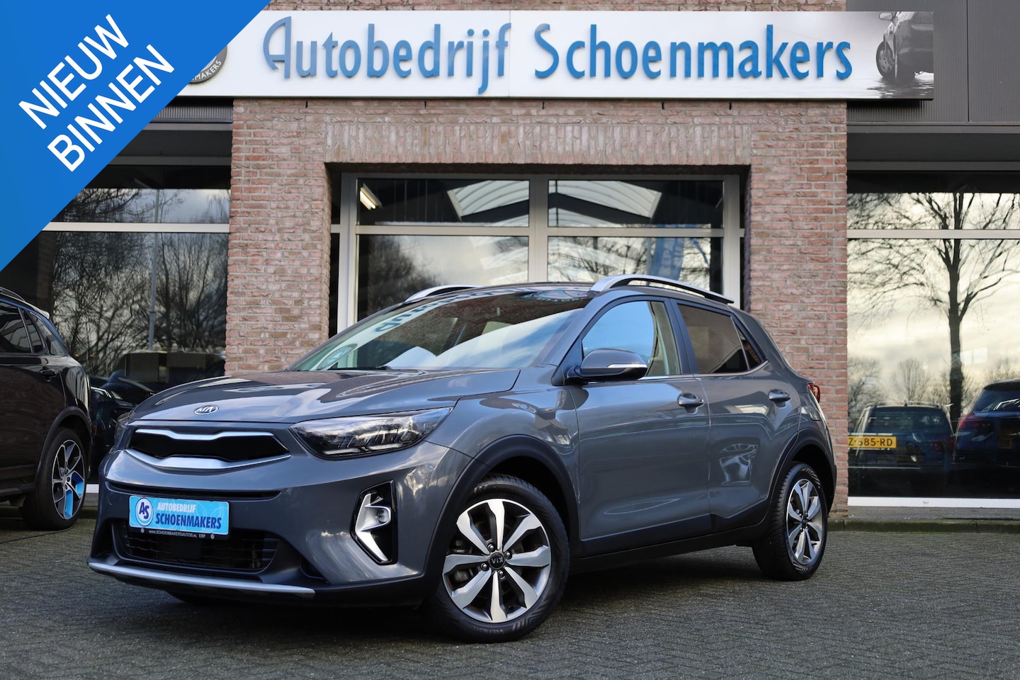 Kia Stonic - 1.0 T-GDi DynamicPlusLine CAMERA NAVI CARPLAY 2XKEYLESS DODEHOEK KEYLESS-START DAB LMV RIJ - AutoWereld.nl