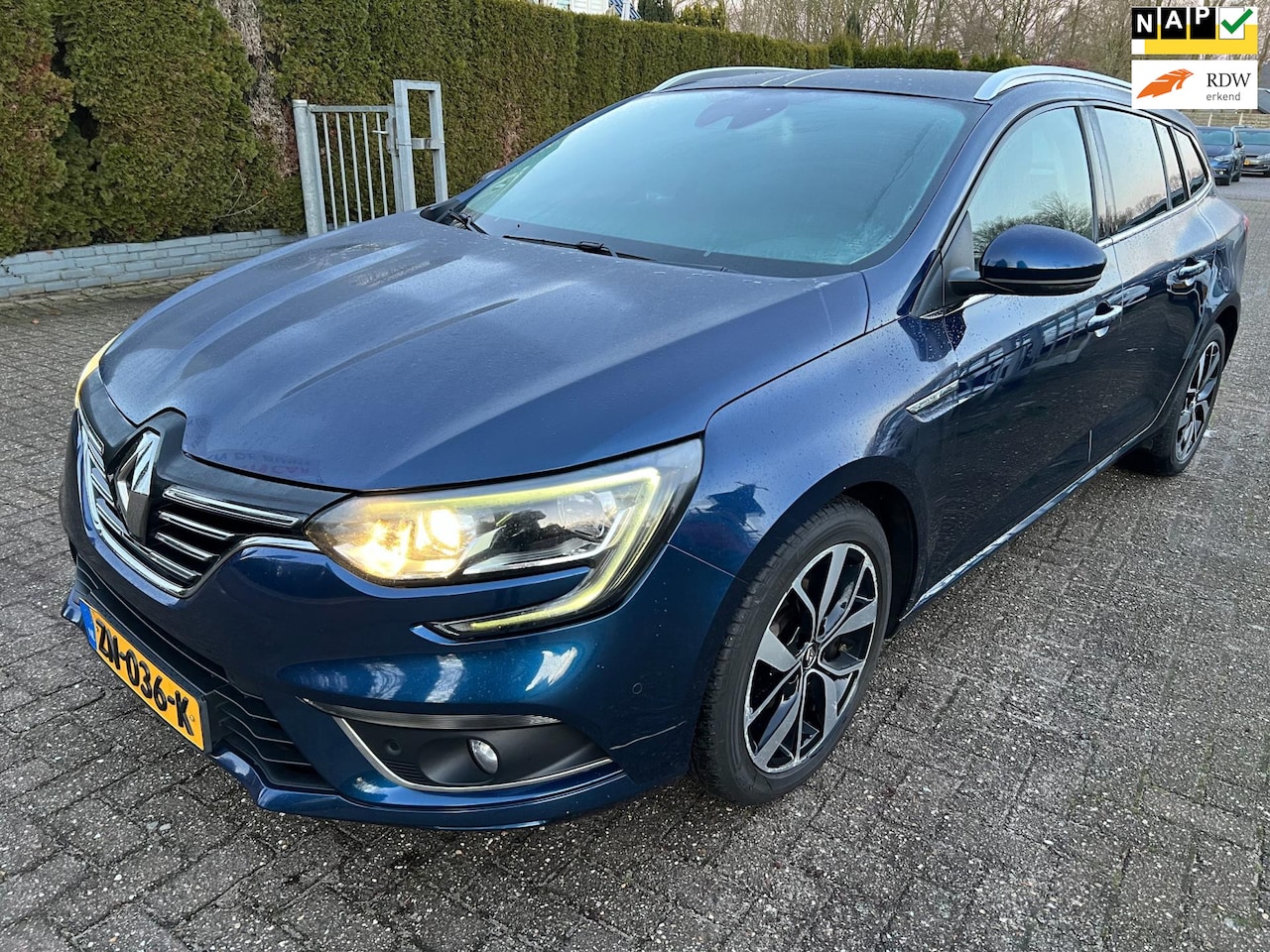 Renault Mégane Estate - 1.3 TCe Bose ECC NAVI KEYLESS LEDER BTW - AutoWereld.nl