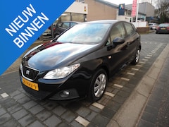 Seat Ibiza - 1.6 Stylance 5 deurs, airco, elektrische ramen , cruise control, trekhaak, enz