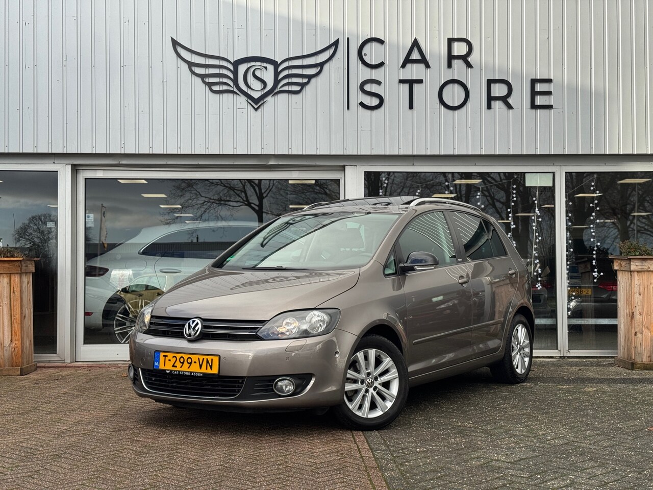 Volkswagen Golf Plus - 1.2 TSI Highline |AUT|SCHUIFDAK|NAV|ST VWM|CRUISE|CLIMA|PDC|+++ - AutoWereld.nl