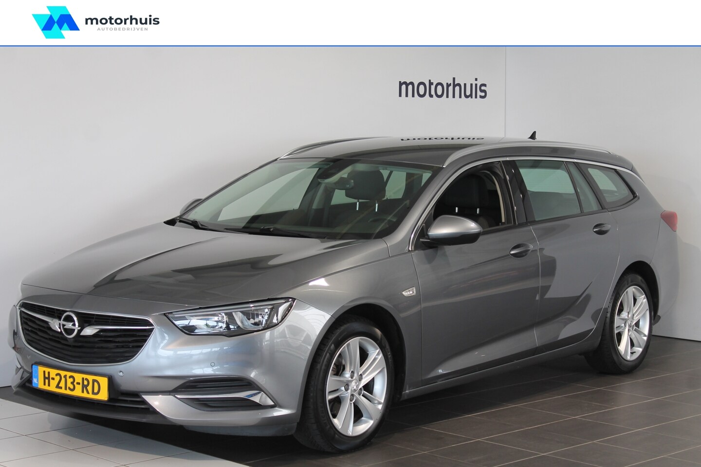 Opel Insignia Sports Tourer - 1.5 Turbo 165pk Aut Business Executive - AutoWereld.nl