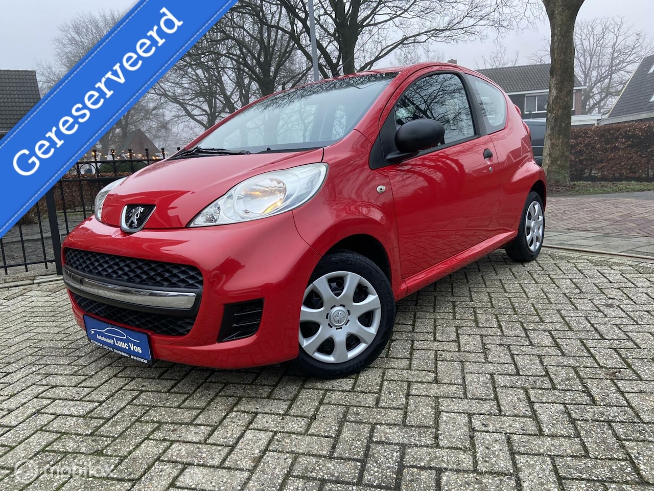 Peugeot 107 - 1.0-12V Petit Filou - AutoWereld.nl