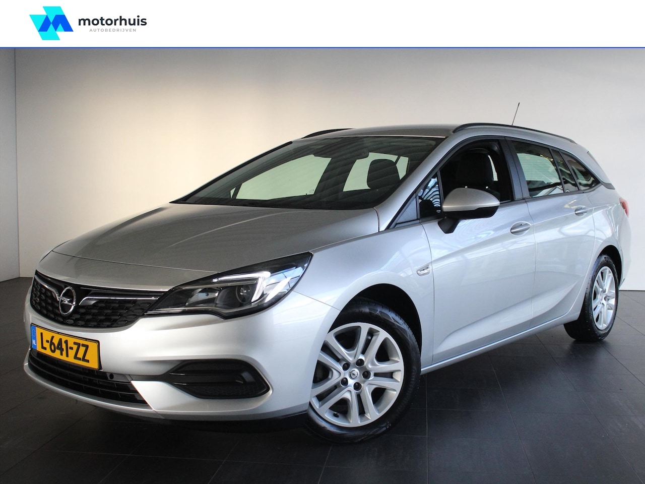 Opel Astra Sports Tourer - 1.4 Turbo Edition 145PK AUTOMAAT - AutoWereld.nl