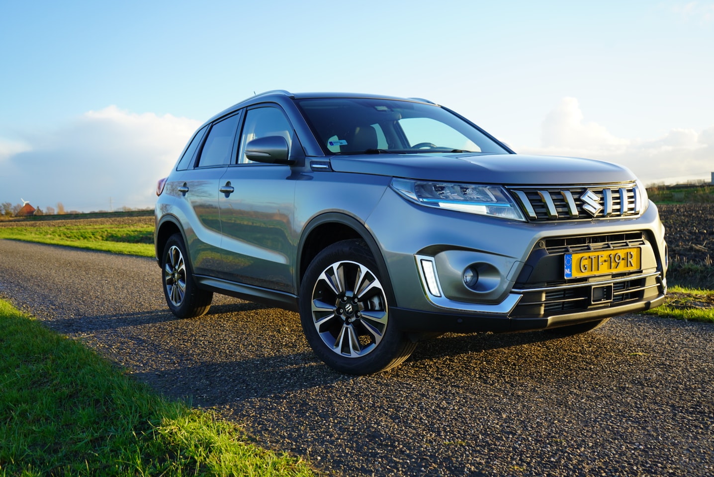 Suzuki Vitara - 1.4 Boosterjet Stijl Smart Hybrid - AutoWereld.nl