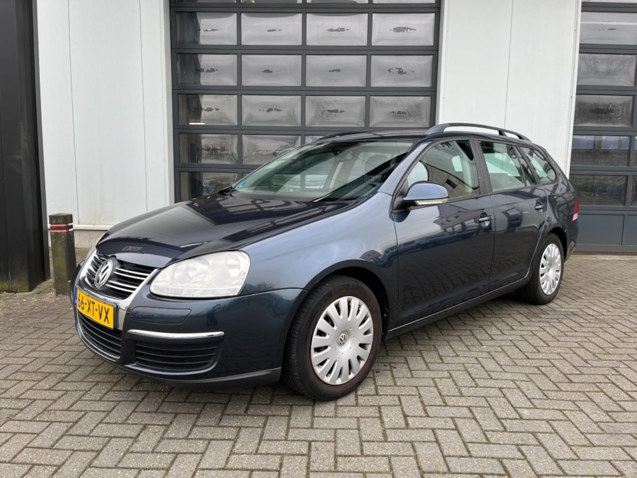 Volkswagen Golf Variant - 1.6 Trendline Variant 1.6 102 pk Trendline - AutoWereld.nl