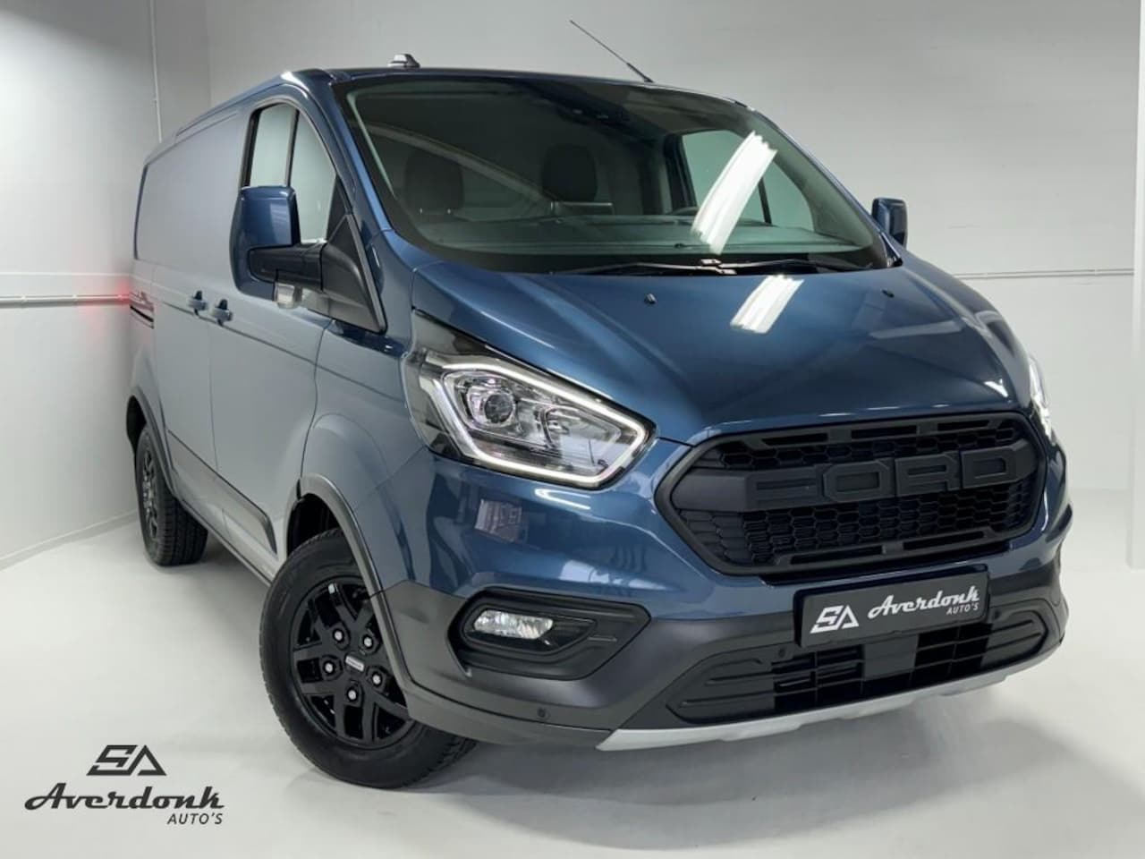 Ford Transit Custom - 300 2.0 TDCI 130PK L1H1 TRAIL *Leder/Trekh/Cam/Stoelvw* - AutoWereld.nl