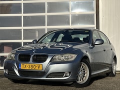 BMW 3-serie - 320i Business Line 170pk | Automaat | Bluetooth | Cruise Control | Climate Control | PDC-a