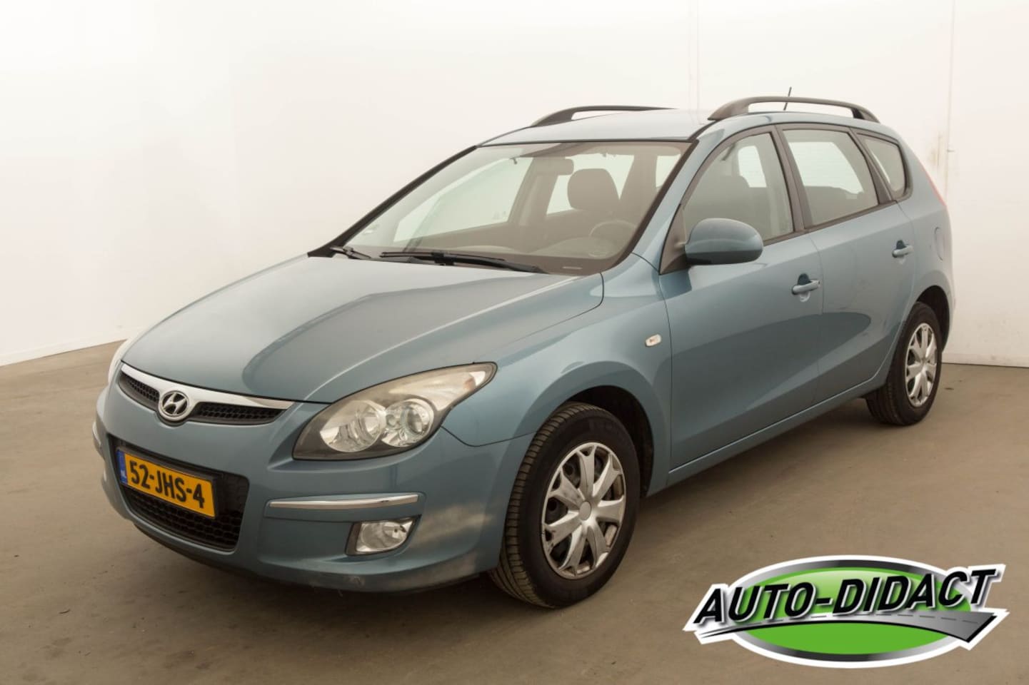 Hyundai i30 CW - I-30 1.4i Blue Airco Dynamic - AutoWereld.nl