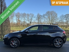 Alfa Romeo Giulietta - 1.750 TBI Veloce, 240pk, kuipstoelen