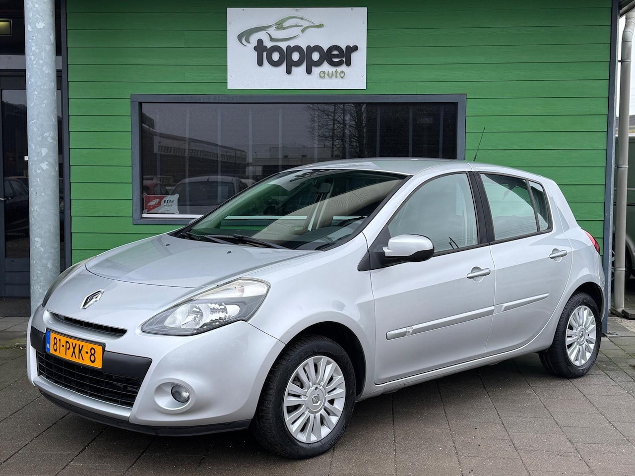 Renault Clio - 1.2 Collection / Navigatie / CruiseControl / Airco / - AutoWereld.nl