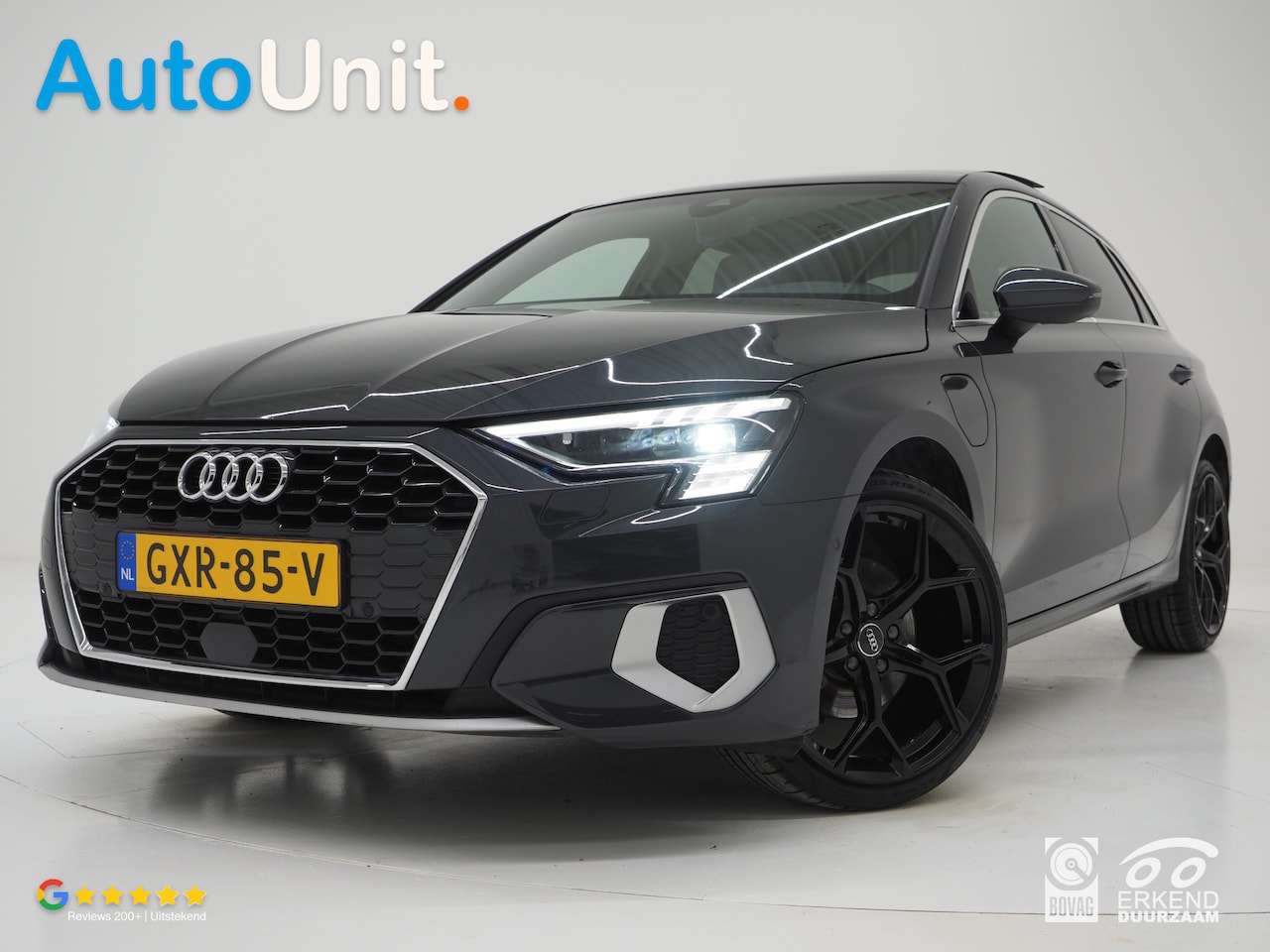 Audi A3 Sportback - 40 TFSI e 204PK | Panoramadak | Leder | Keyless | Camera | DAB - AutoWereld.nl