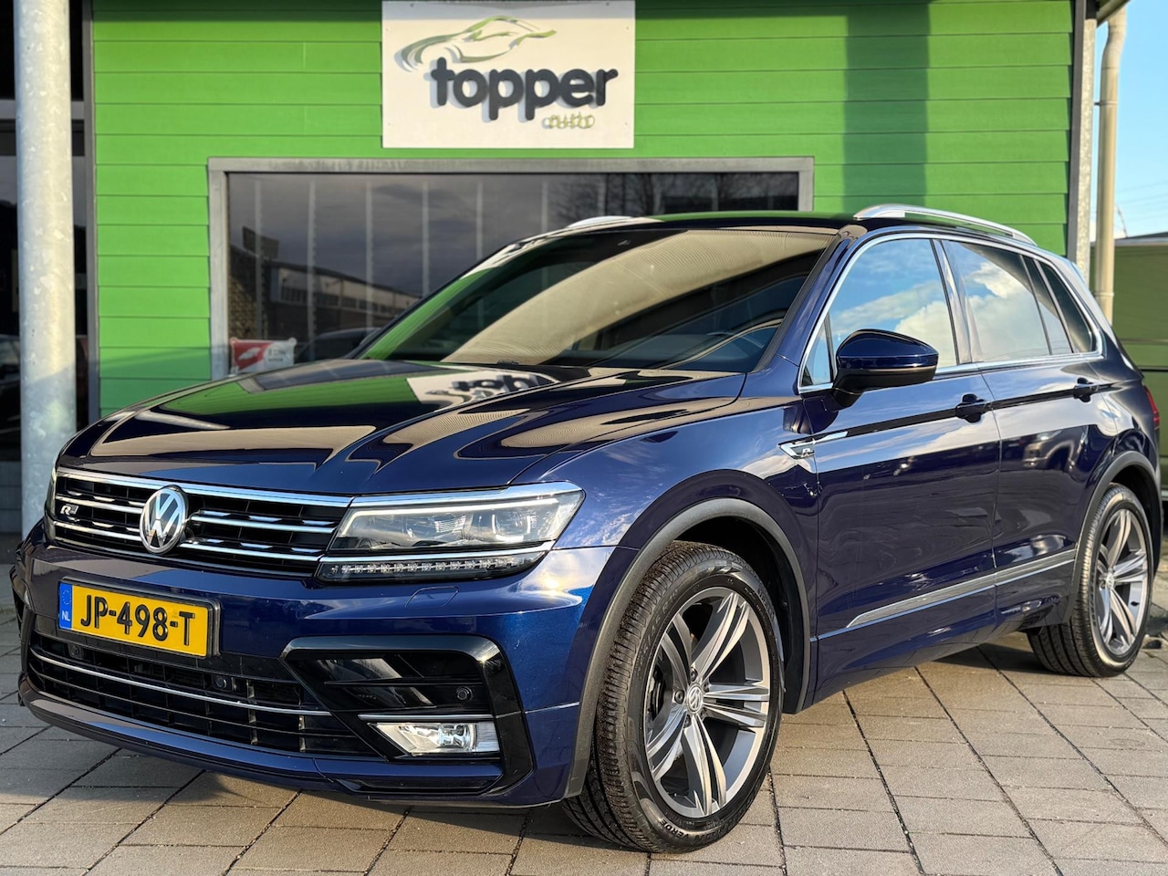 Volkswagen Tiguan - 1.4 TSI R-Line Edition / Navi / Camera / Cruise / - AutoWereld.nl