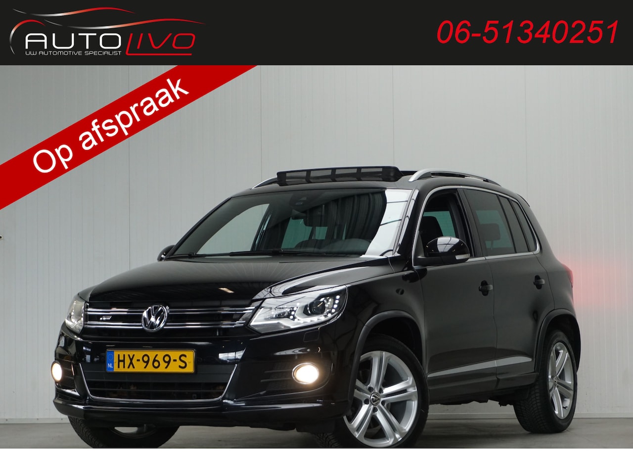 Volkswagen Tiguan - 1.4 TSI R-Line Edition AUTOMAAT! PANO XENON CLIMA NAVI TREKHAAK etc. - AutoWereld.nl