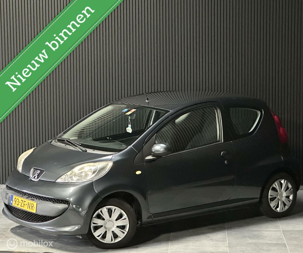 Peugeot 107 - 1.0-12V XS Urban Move|AUT|NAP|ÄPK|ELEKPAKKET| - AutoWereld.nl