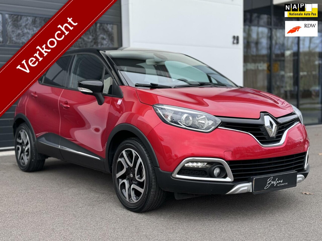 Renault Captur - 0.9 TCe Helly Hensen KM| Org NL| Dealer ondh - AutoWereld.nl