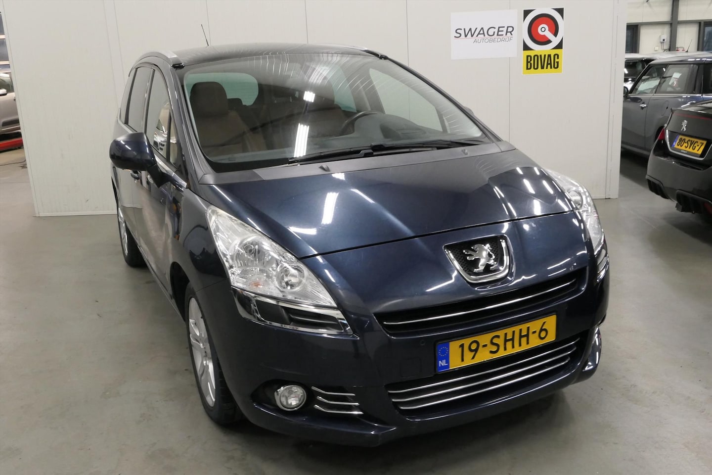 Peugeot 5008 - 1.6 THP 16V 155pk 7p Aut. GT (1ste eigenaars&Goed onderhouden) - AutoWereld.nl