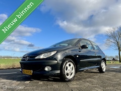 Peugeot 206 - 1.4 XS Premium, BJ 2002, Airco, Leer, APK, Zuinig