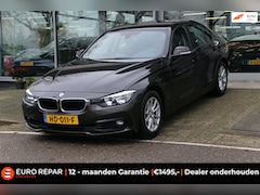 BMW 3-serie - 318i Essential DEALER OND. NL-AUTO NAP