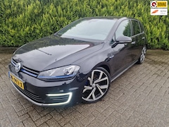 Volkswagen Golf - 1.4 TSI GTE