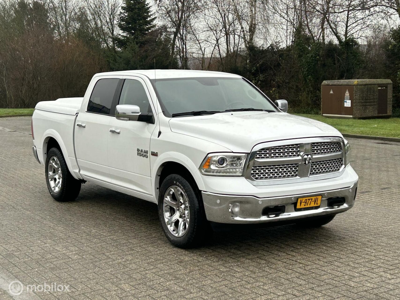 Dodge Ram 1500 - 4X4 5.7 V8 4x4 Crew Cab 5'7 laramie lpg - AutoWereld.nl